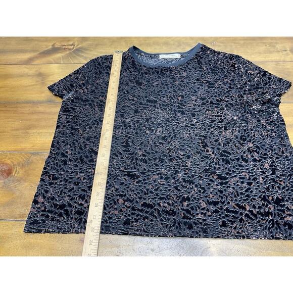 Free People We The Free Teddy Tee Size XS Velvet Animal Print Black - Picture 5 of 8